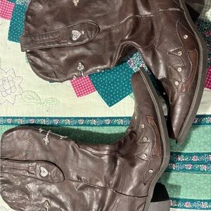Brown Leather Western Boots with Embellishments